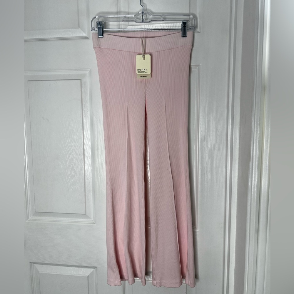 NWT DONNI. Light Pink Ribbed Bell Bottom Pants Sz XS